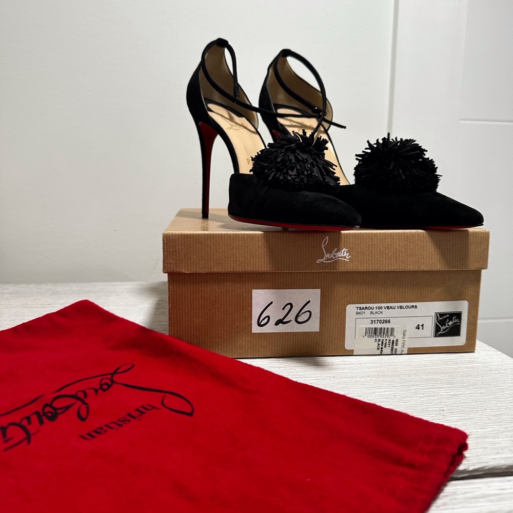 Christian Louboutin Suede Pom Pom Heels. Size 41.
Velour -Still great cond